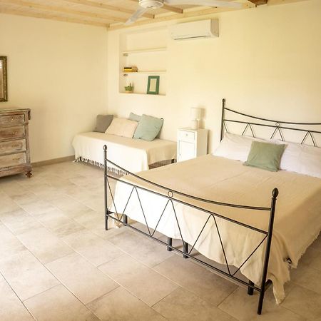 Vila Il Casale Teulada Exteriér fotografie