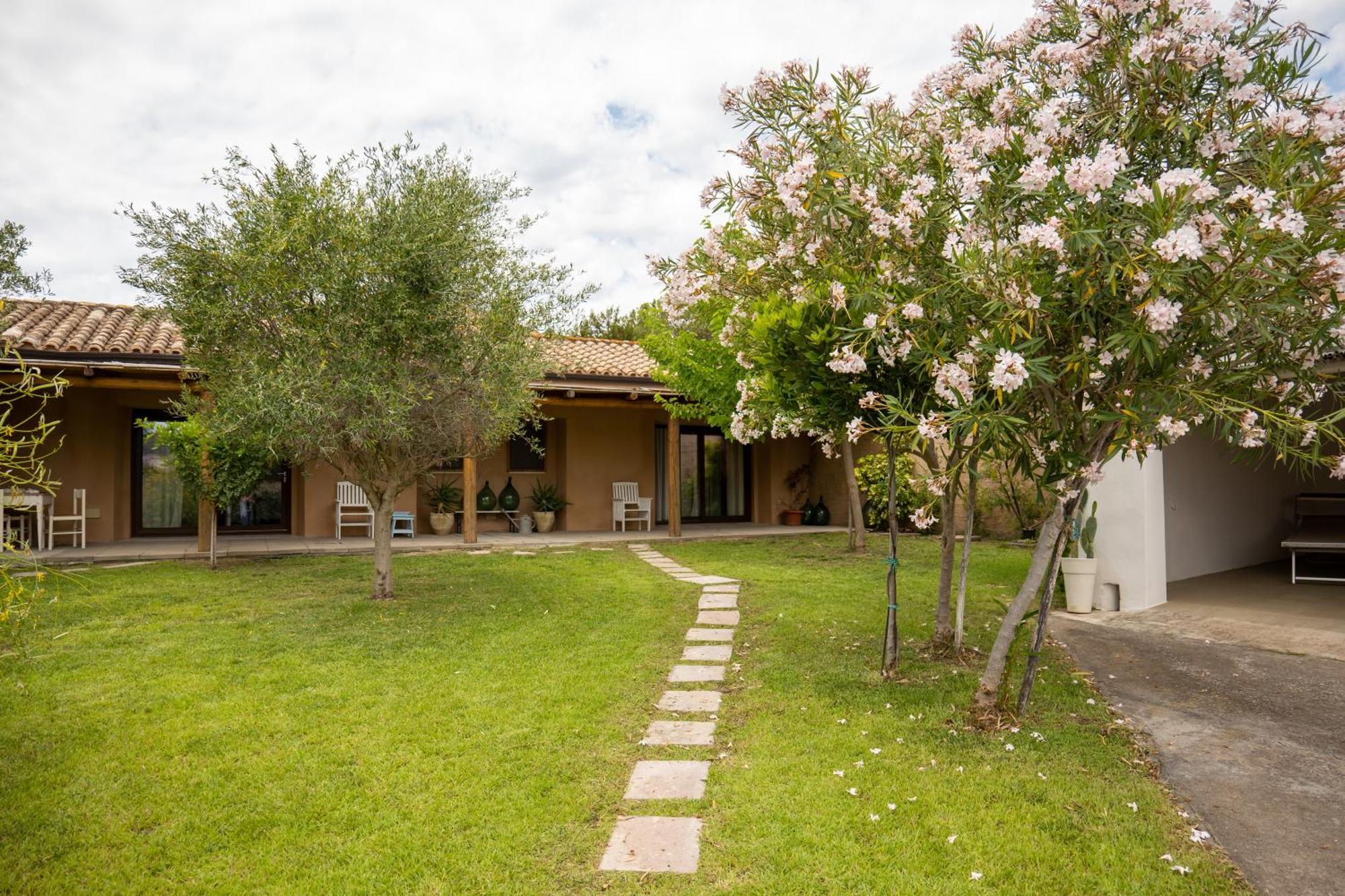 Vila Il Casale Teulada Exteriér fotografie